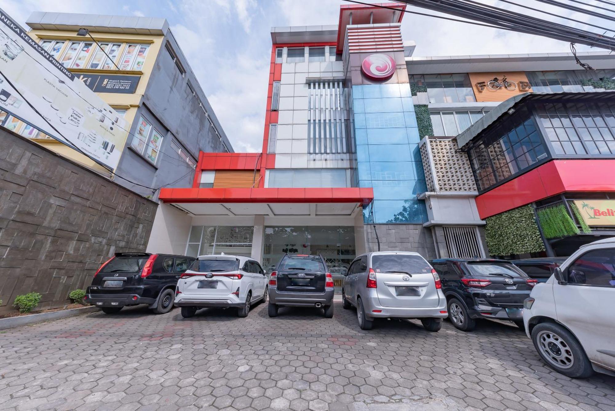 Reddoorz Hostel At Kiara Cozy Kircon Bandung Extérieur photo